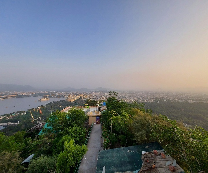 MOUNTAIN HIKE SUNRISE TOUR Udaipur